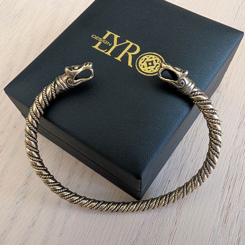 Vikingarmring Ulvehoder - Bronse